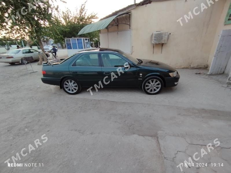 Toyota Camry 1998 - 135 000 TMT - Kerki - img 6