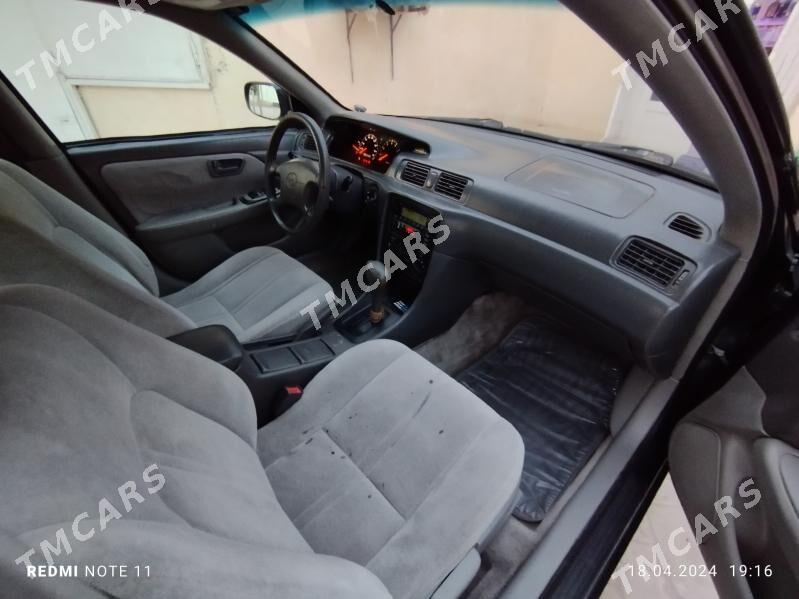 Toyota Camry 1998 - 135 000 TMT - Kerki - img 4