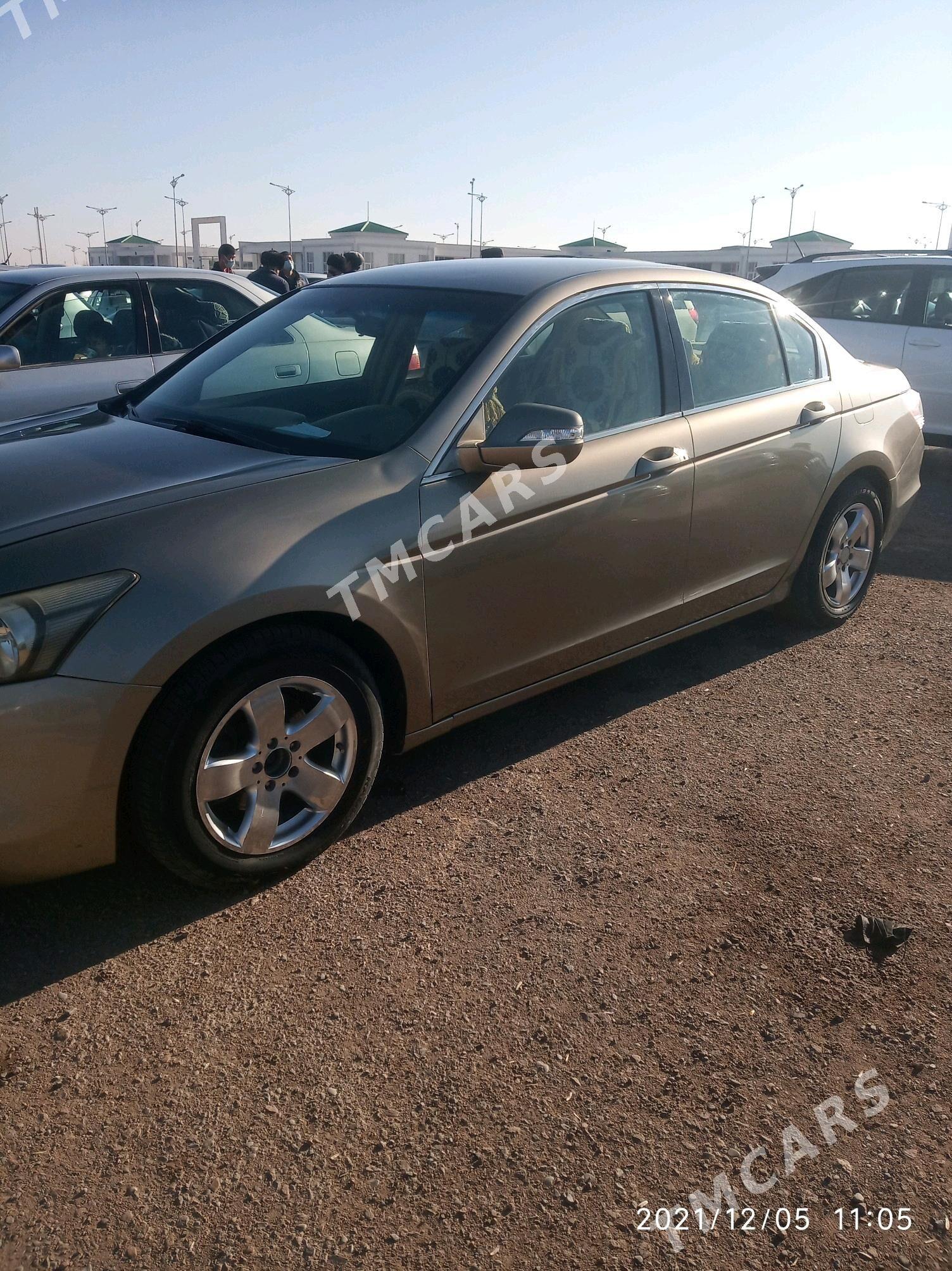 Honda Accord 2007 - 100 000 TMT - Дашогуз - img 5