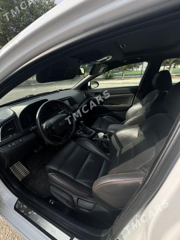 Hyundai Elantra 2018 - 240 000 TMT - Ашхабад - img 4