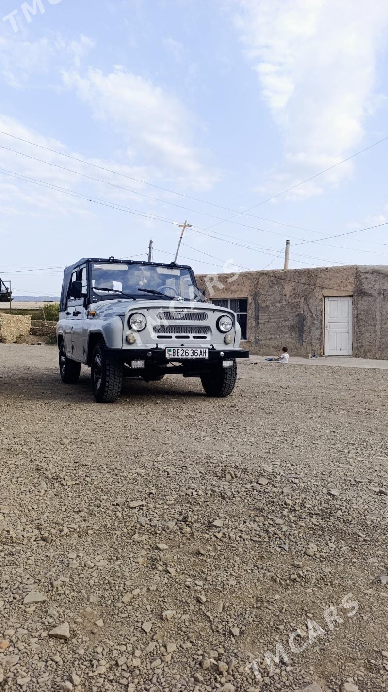 UAZ 469 2002 - 75 000 TMT - Bäherden - img 3