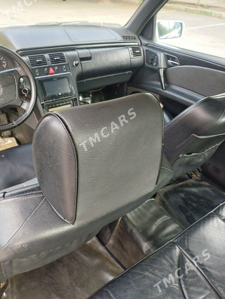 Mercedes-Benz E320 1996 - 80 000 TMT - Aşgabat - img 3