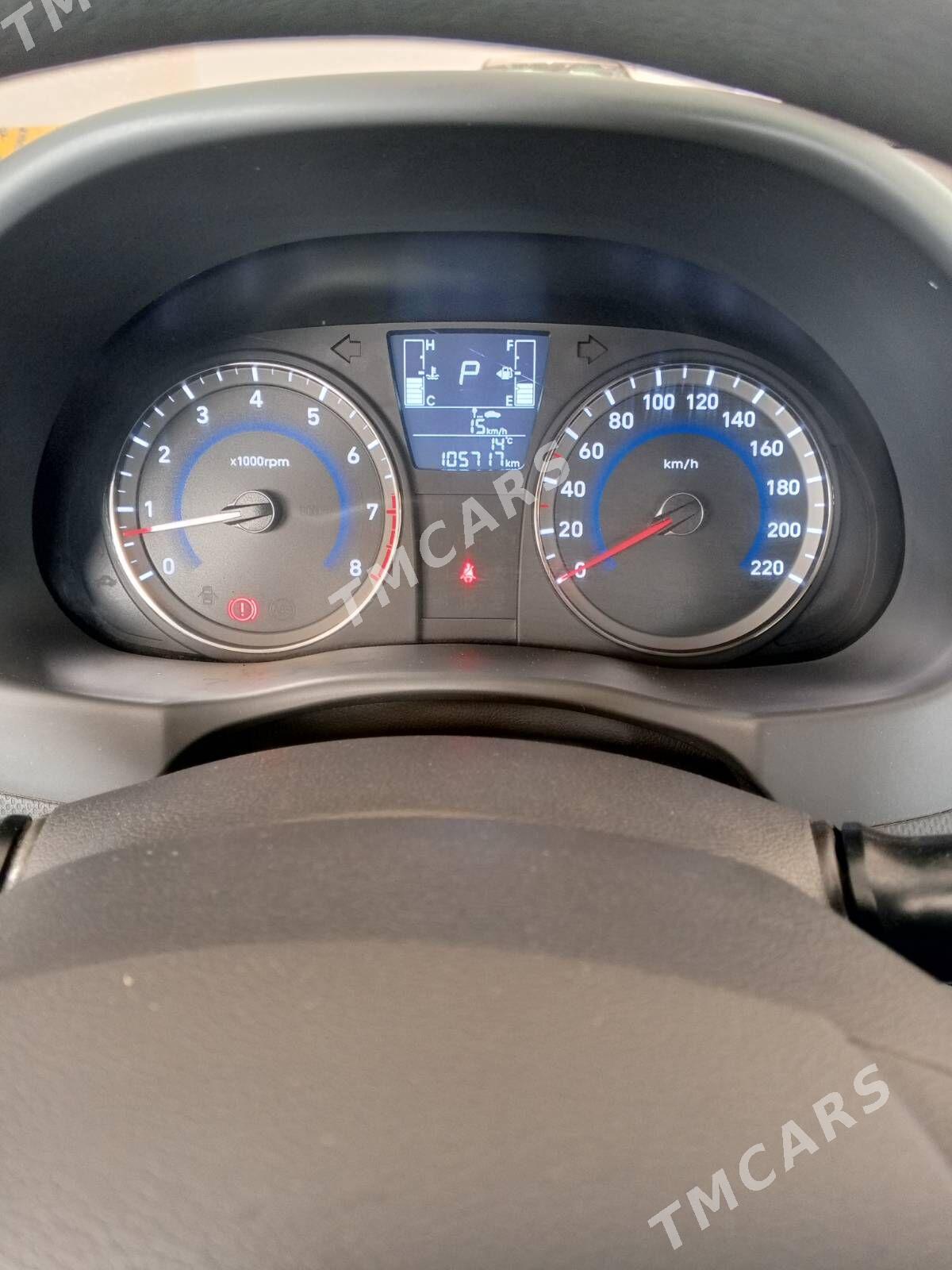 Hyundai Accent 2018 - 159 000 TMT - Arçabil şaýoly - img 3