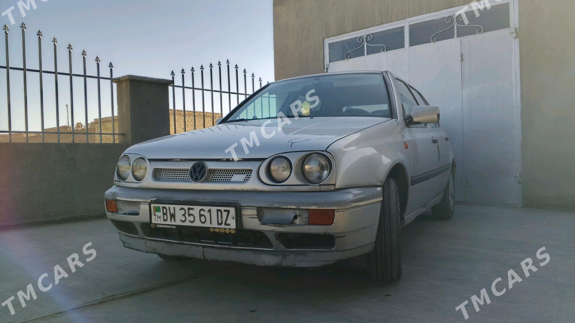 Volkswagen Golf 1992 - 35 000 TMT - Daşoguz - img 2