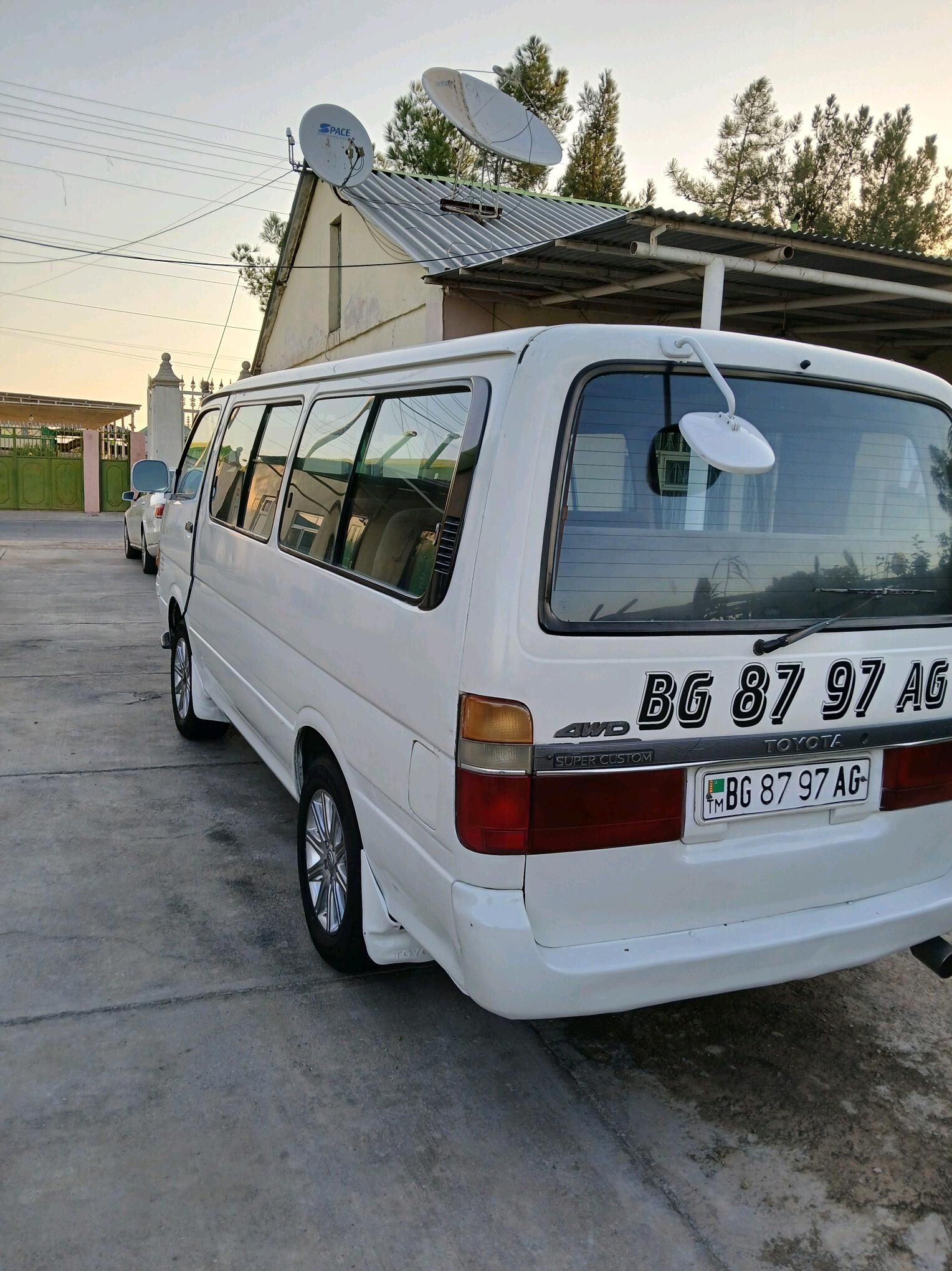 Toyota Hiace 2003 - 115 000 TMT - Aşgabat - img 6