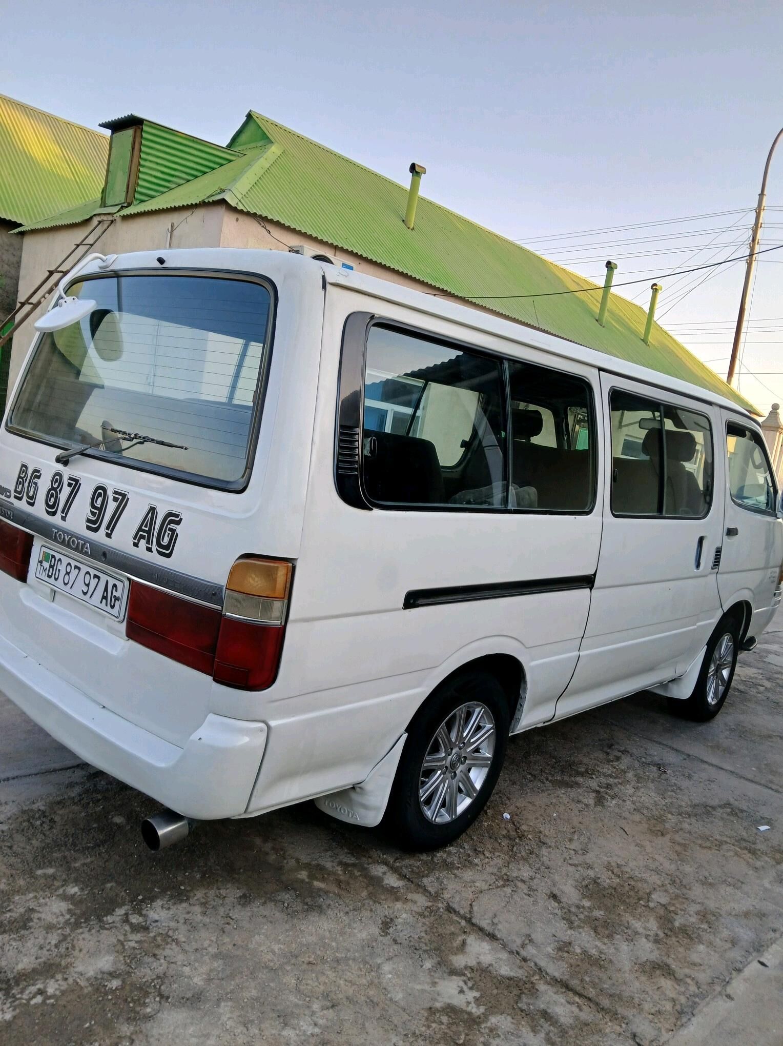 Toyota Hiace 2003 - 115 000 TMT - Aşgabat - img 8