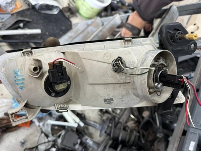 Toyota morda babiçka 2000 1 300 TMT - Balkanabat - img 2