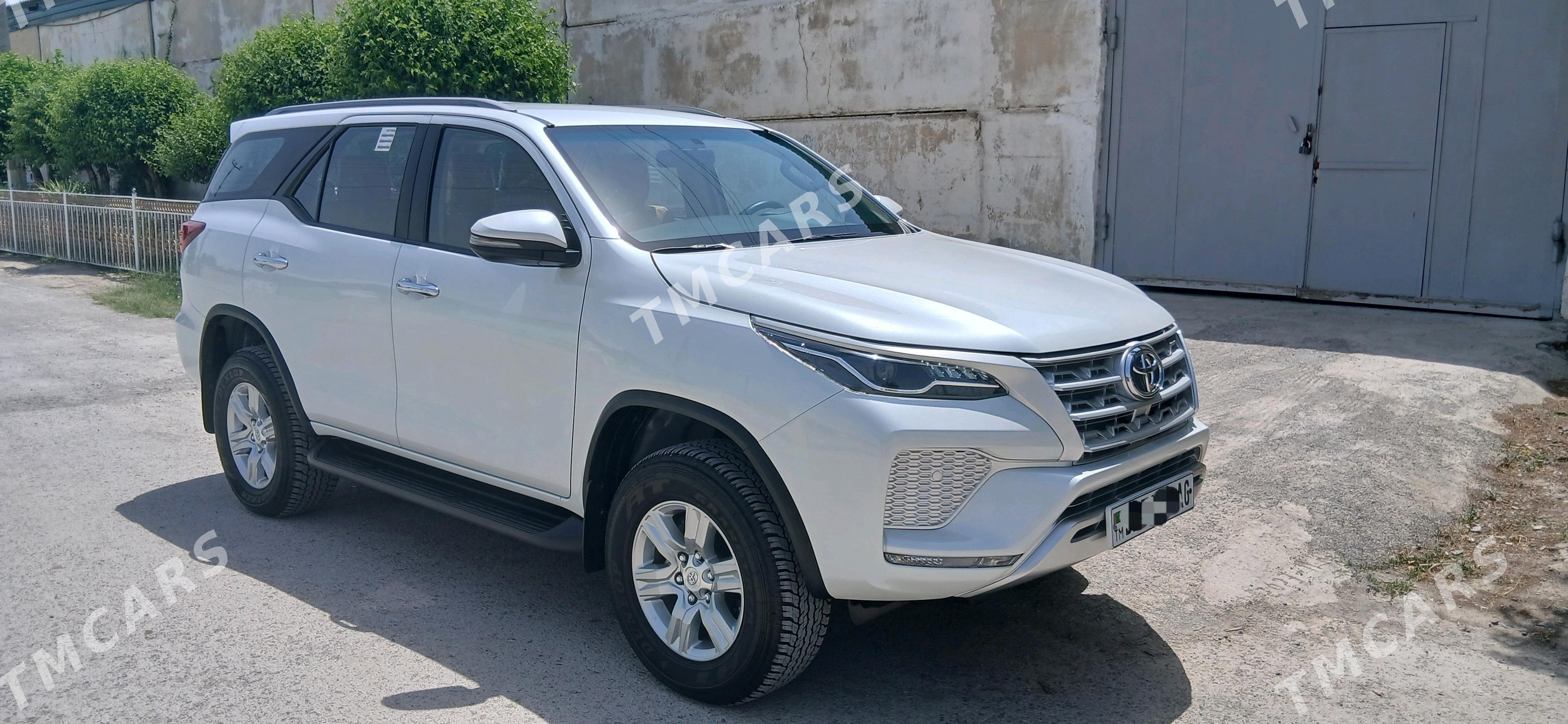 Toyota Fortuner 2024 - 648 000 TMT - Ашхабад - img 2