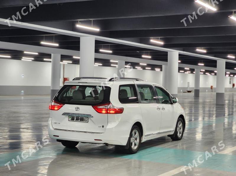 Toyota Sienna 2017 - 330 000 TMT - Aşgabat - img 4