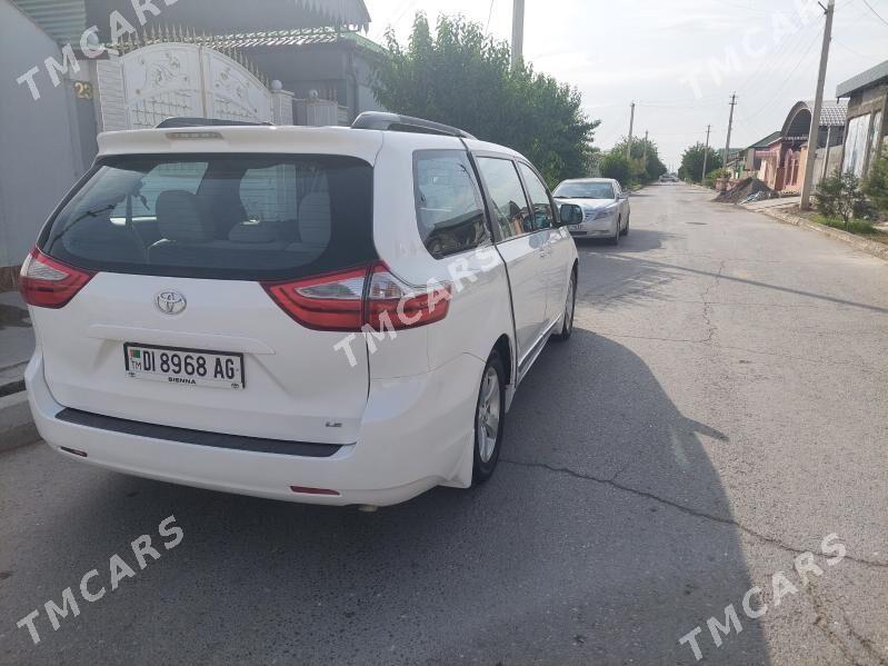 Toyota Sienna 2015 - 300 000 TMT - Ашхабад - img 3