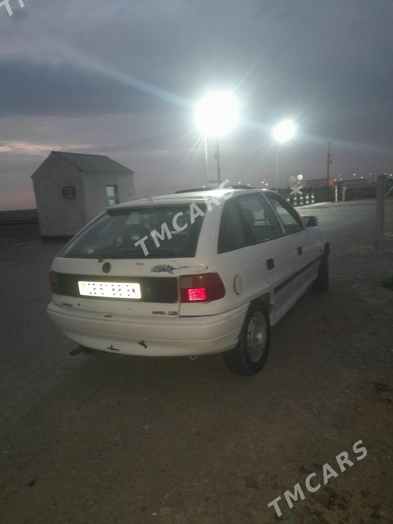 Opel Astra 1993 - 26 000 TMT - Gyzylarbat - img 4