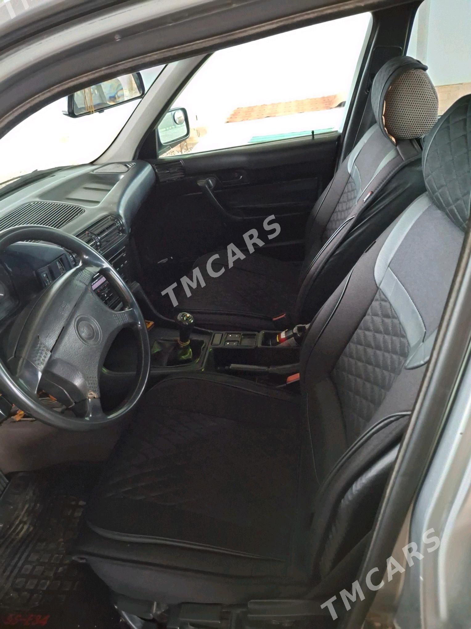 BMW 525 1993 - 62 000 TMT - Мургап - img 3