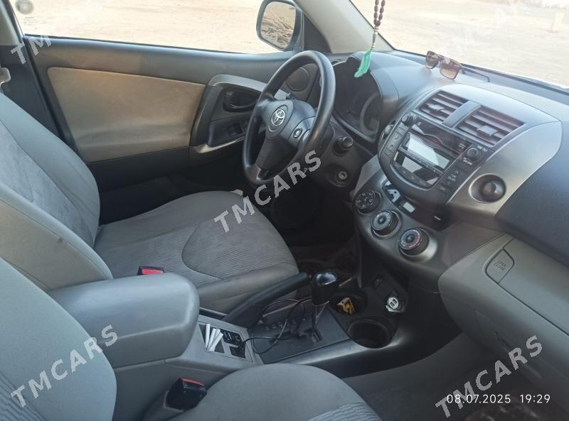 Toyota RAV4 2011 - 200 000 TMT - Türkmenabat - img 7