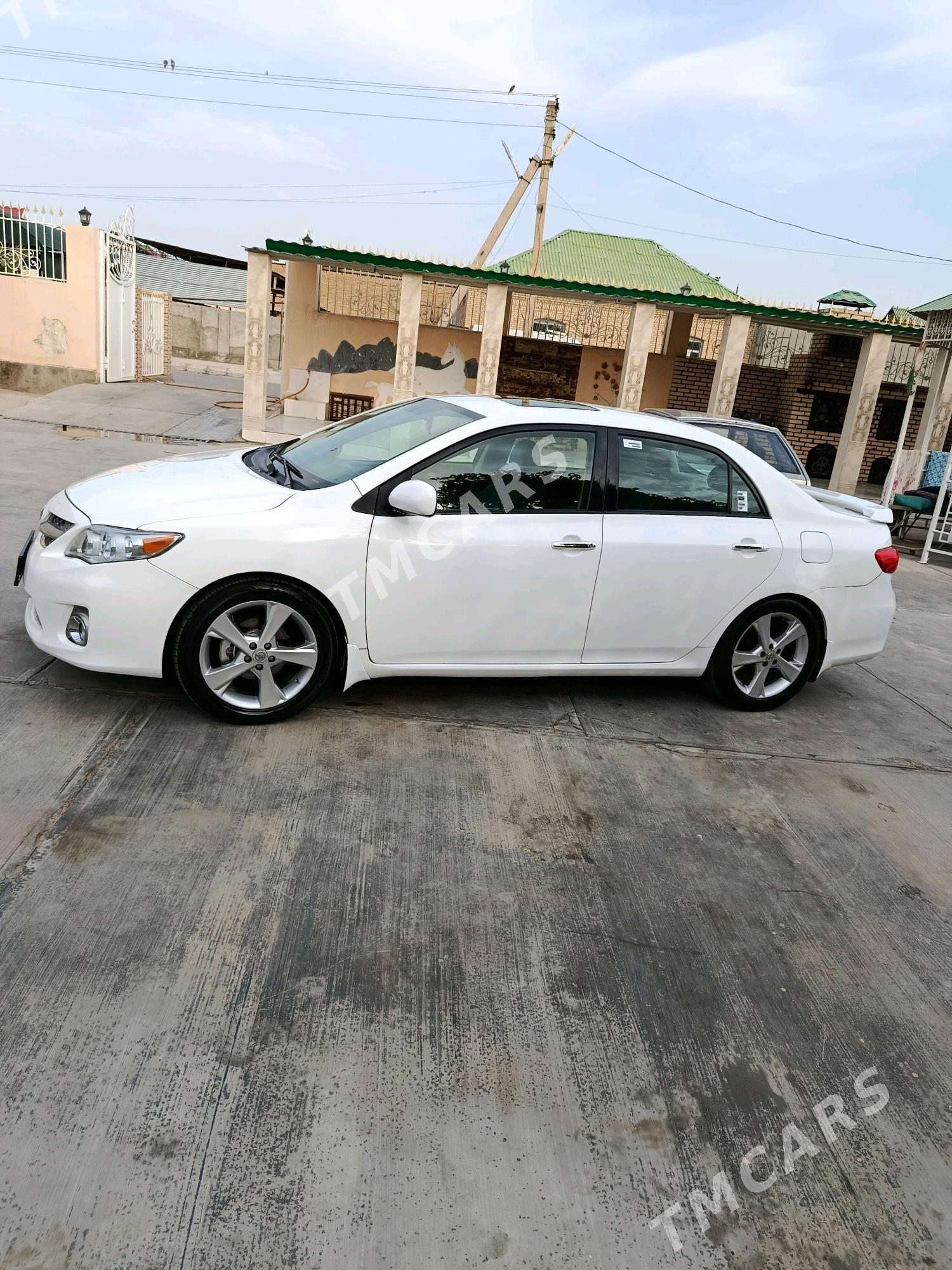 Toyota Corolla 2011 - 150 000 TMT - Aşgabat - img 4