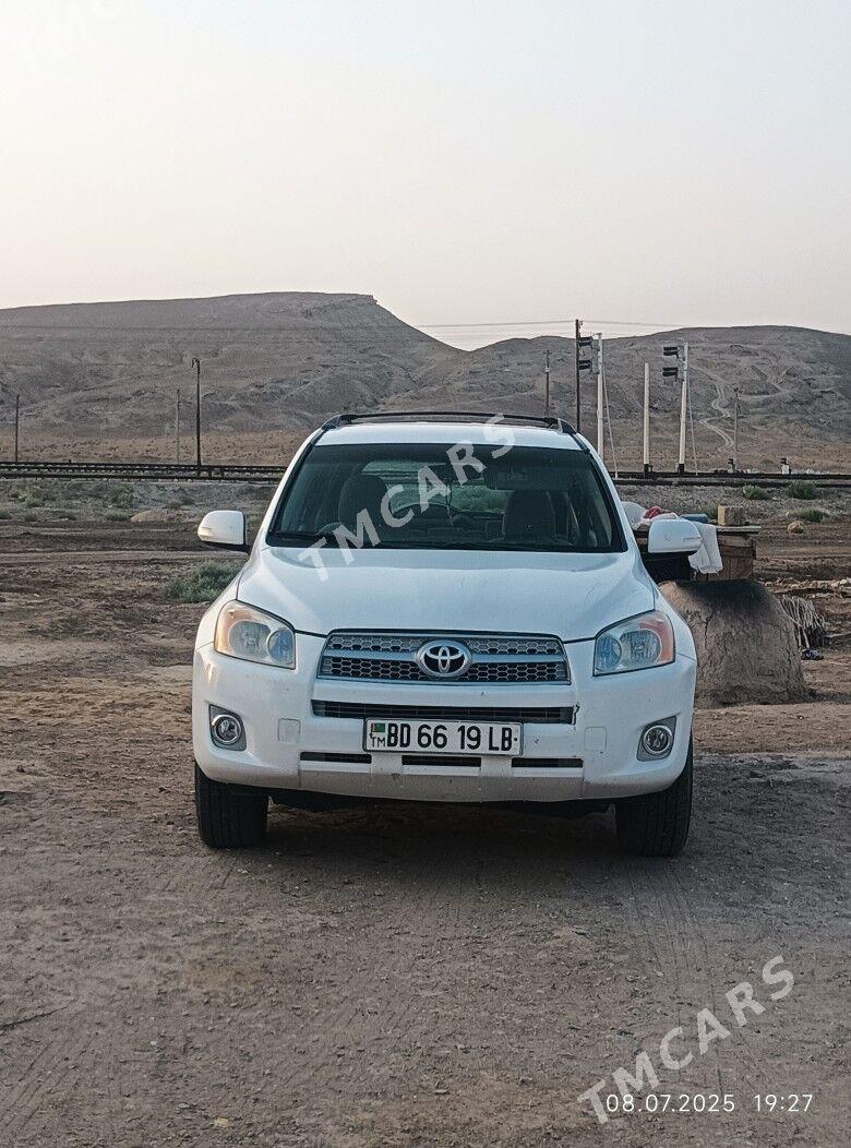 Toyota RAV4 2011 - 200 000 TMT - Türkmenabat - img 3
