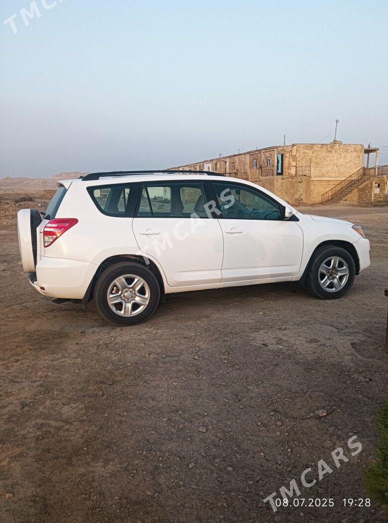 Toyota RAV4 2011 - 200 000 TMT - Türkmenabat - img 5