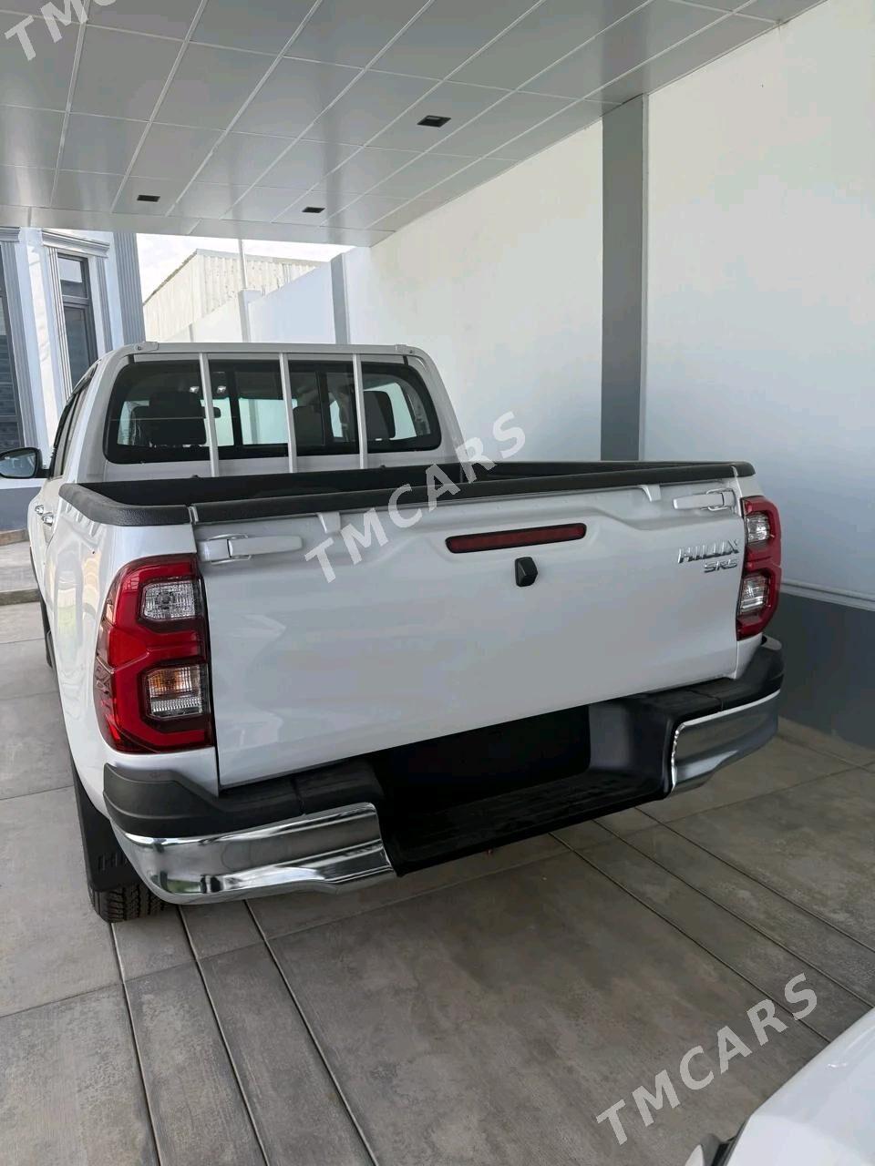 Toyota Hilux 2025 - 680 000 TMT - Гёкдже - img 6
