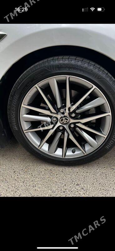 Toyota Camry 2023 - 531 900 TMT - Ашхабад - img 4