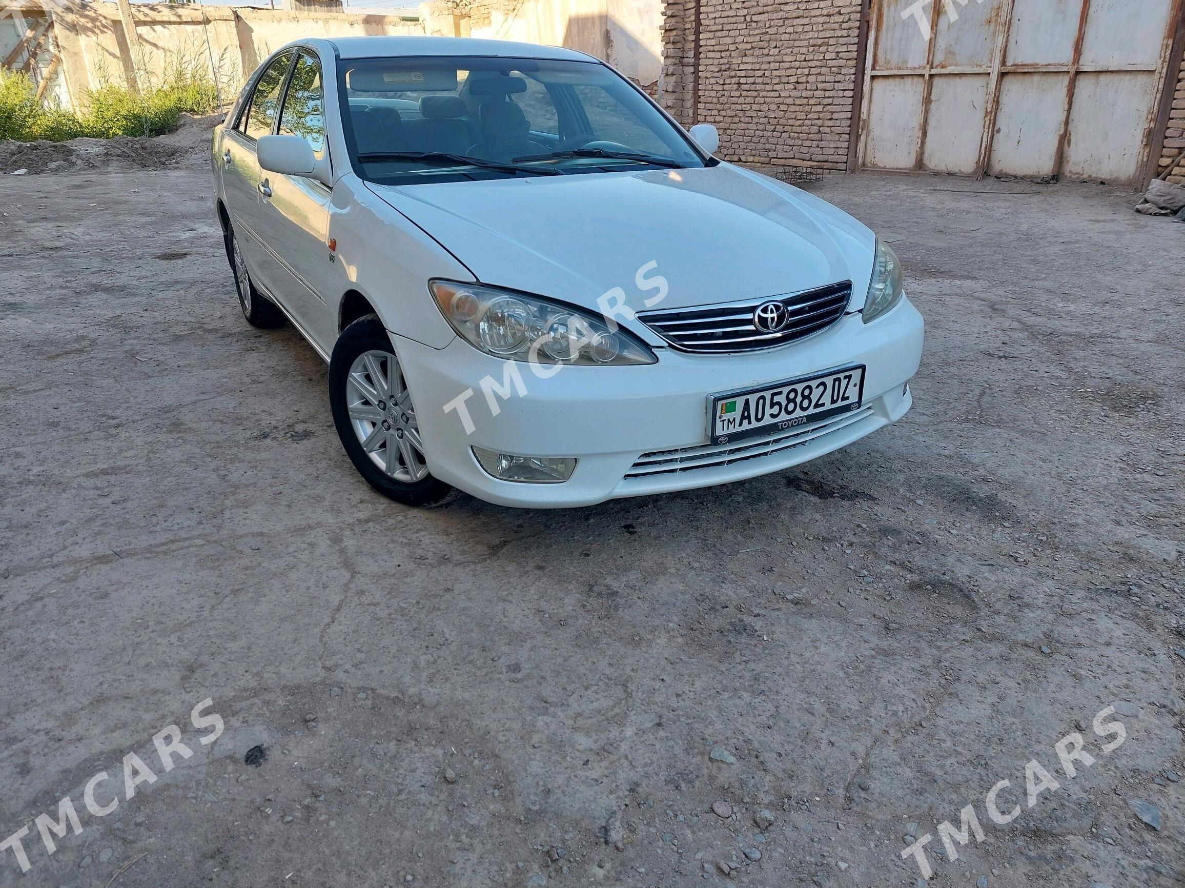 Toyota Camry 2003 - 137 000 TMT - Гурбансолтан Едже - img 3