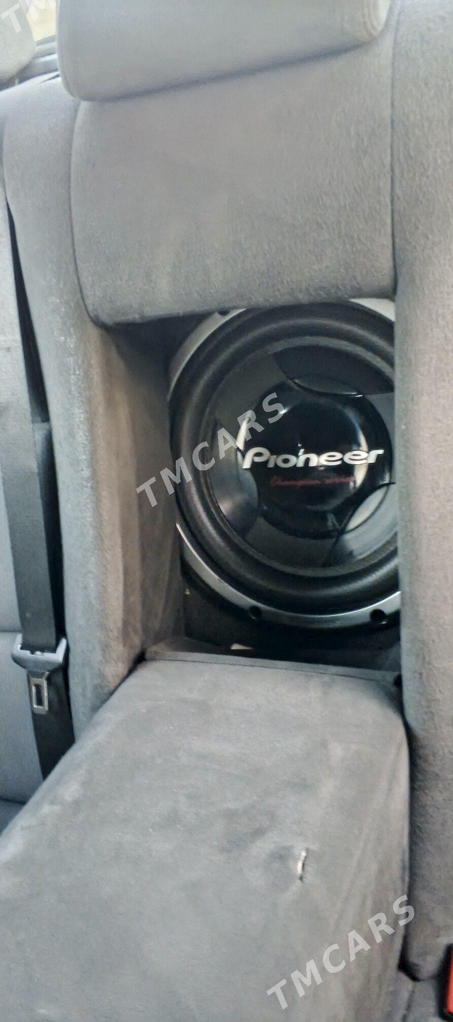 BMW E39 1997 - 115 000 TMT - Balkanabat - img 3
