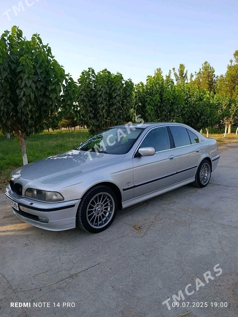 BMW E39 1997 - 110 000 TMT - Mary - img 10