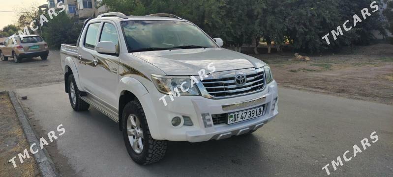 Toyota Hilux 2014 - 400 000 TMT - Туркменабат - img 2