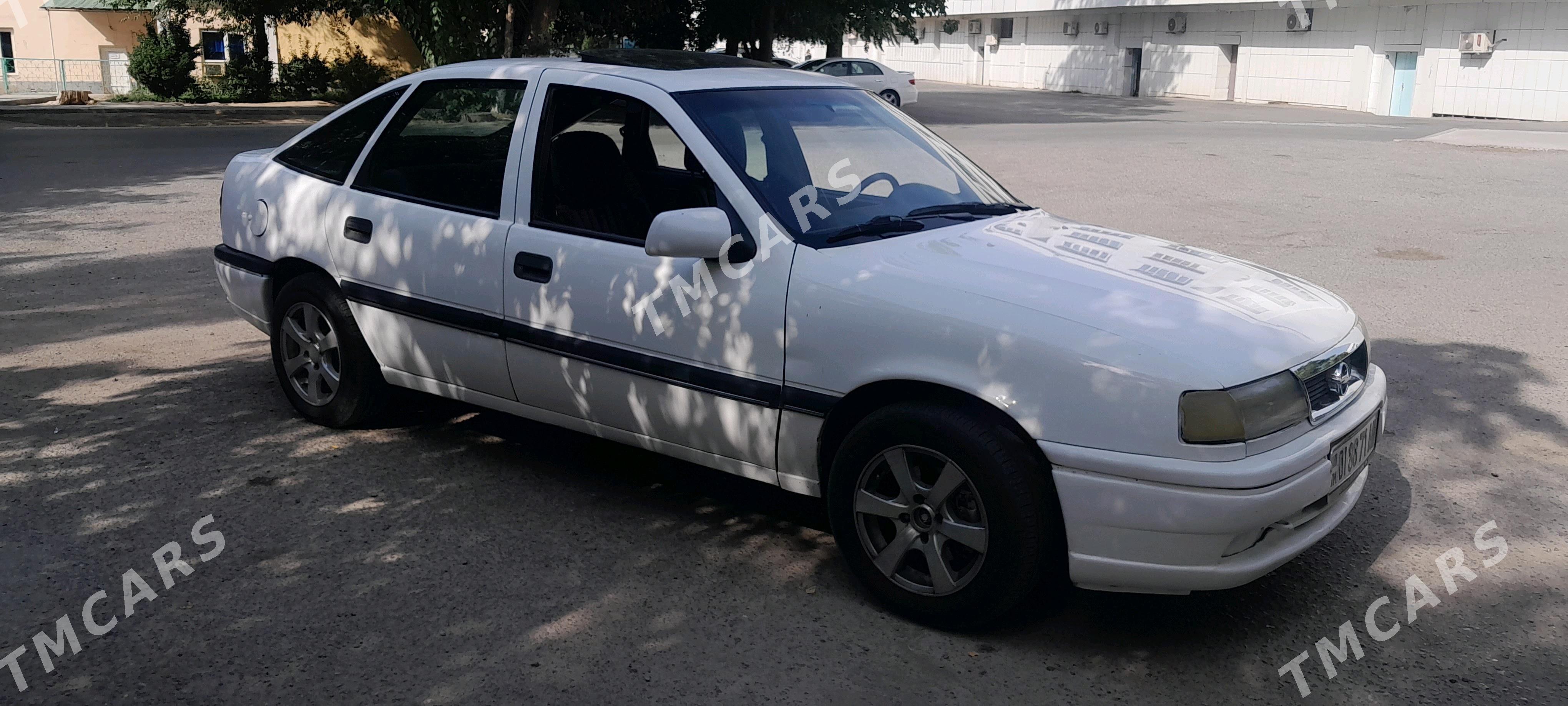 Opel Vectra 1994 - 25 000 TMT - Бузмеин - img 3