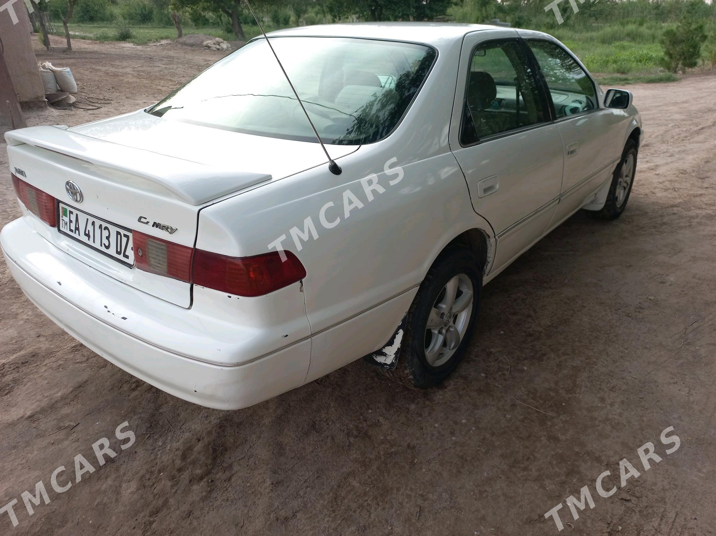 Toyota Camry 1999 - 120 000 TMT - Кёнеургенч - img 2