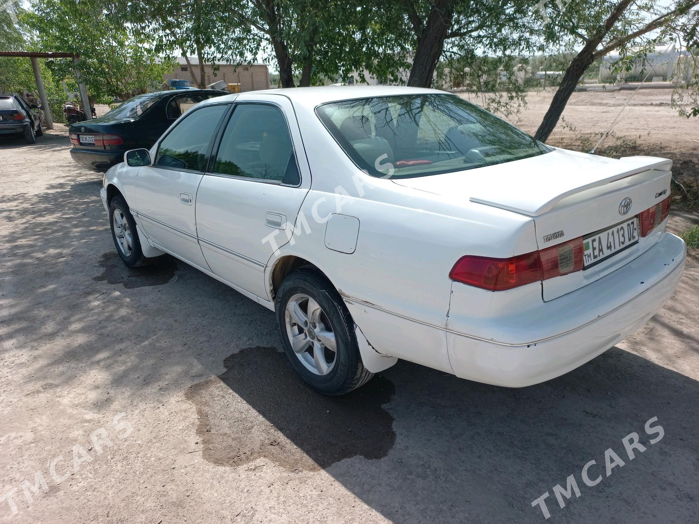 Toyota Camry 1999 - 120 000 TMT - Кёнеургенч - img 3