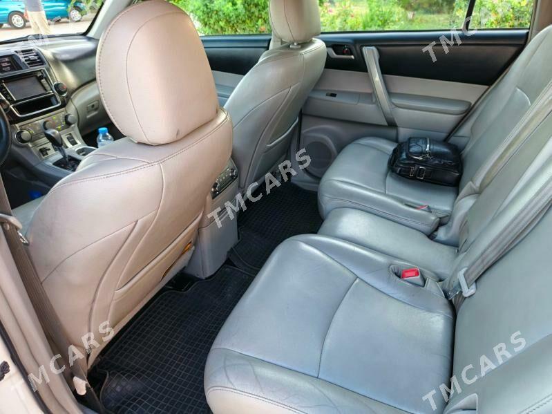 Toyota Highlander 2013 - 270 000 TMT - Türkmenabat - img 2