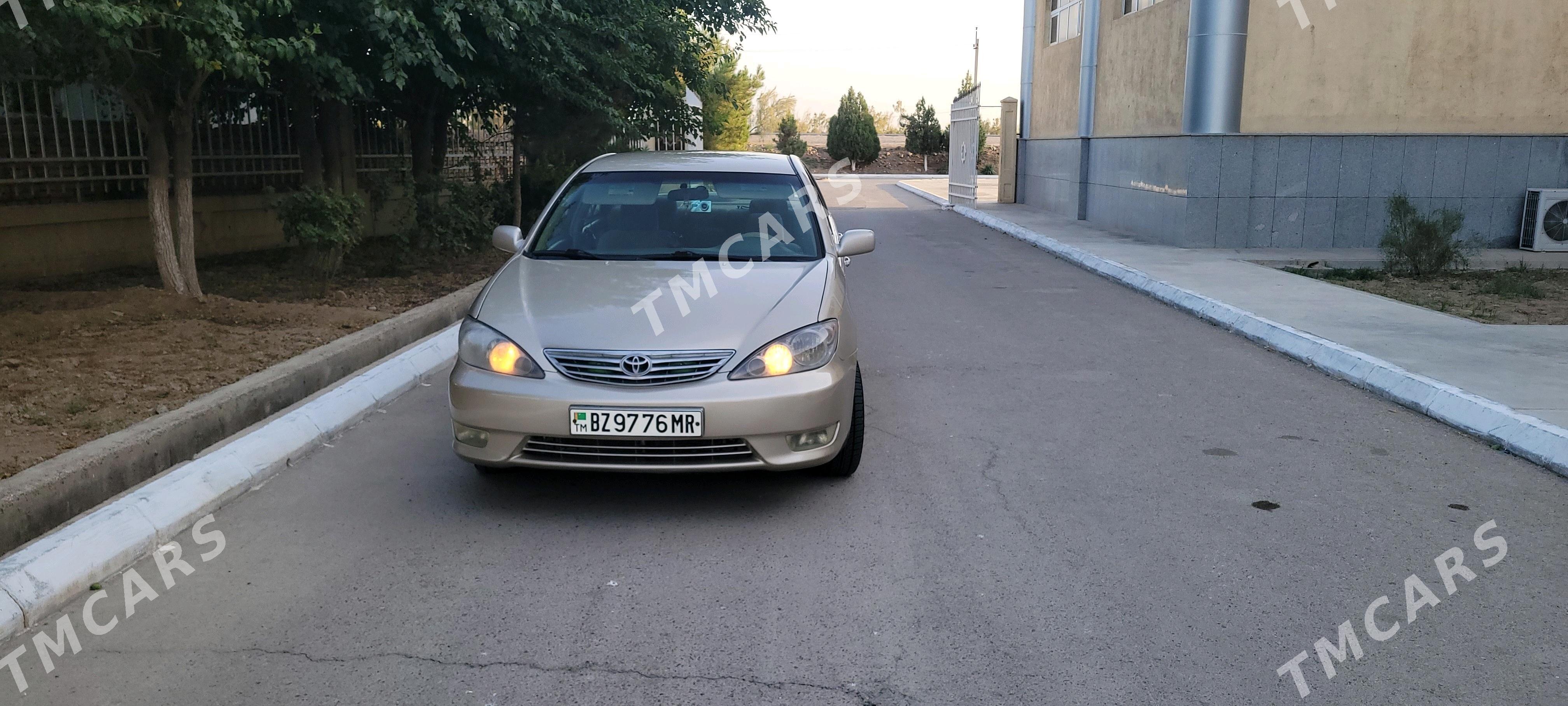 Toyota Camry 2004 - 165 000 TMT - Ýolöten - img 2