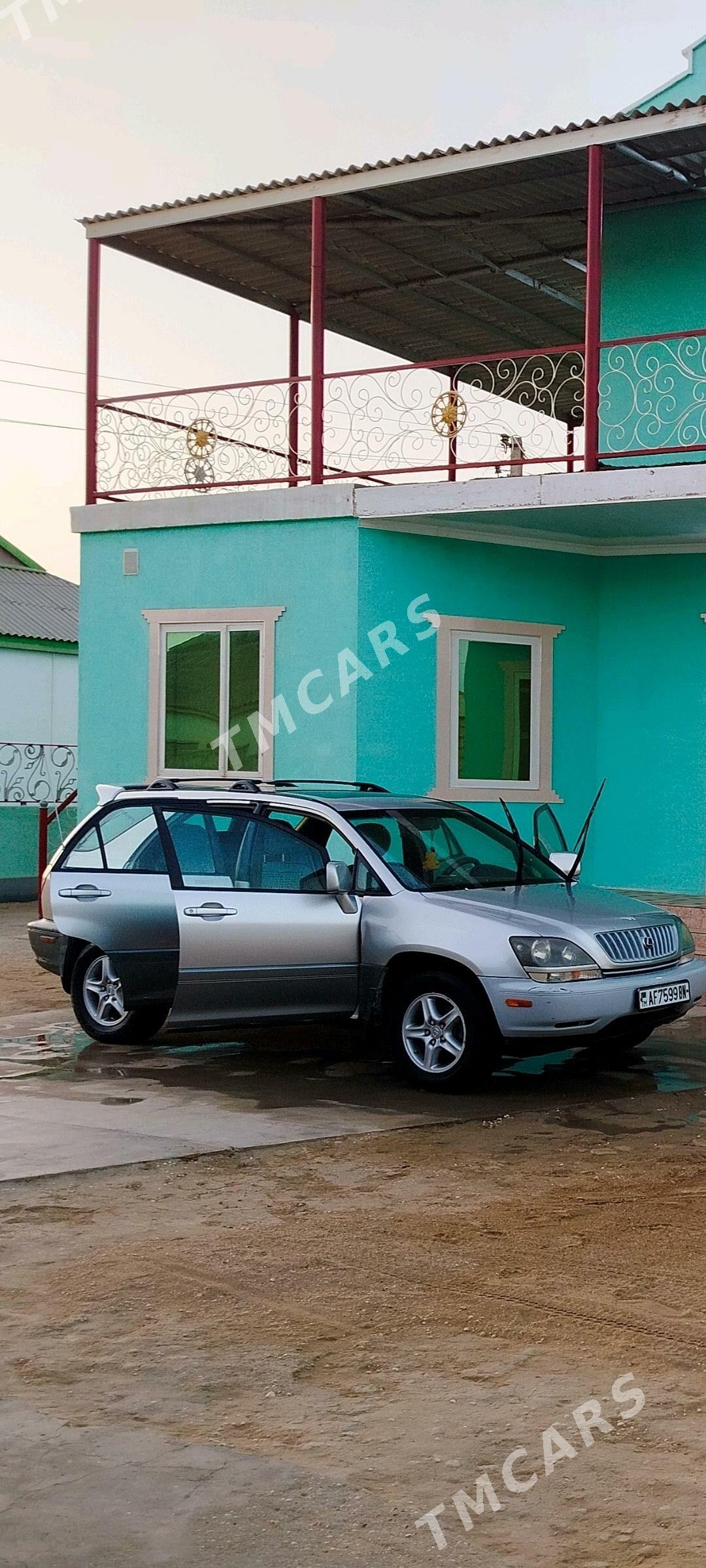 Lexus RX 300 1999 - 155 000 TMT - Эсенгулы - img 4