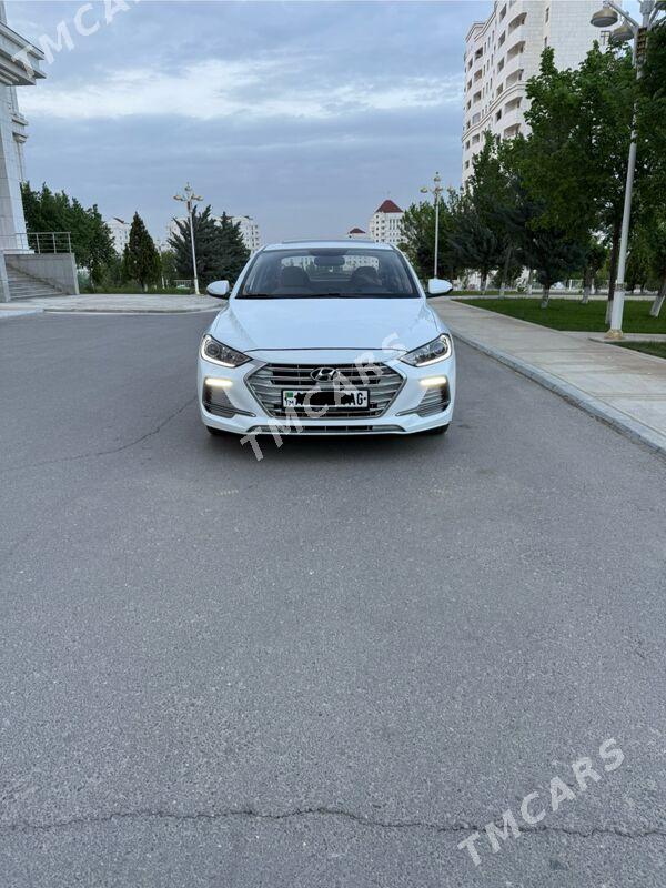 Hyundai Elantra 2018 - 255 000 TMT - Howdan "B" - img 5