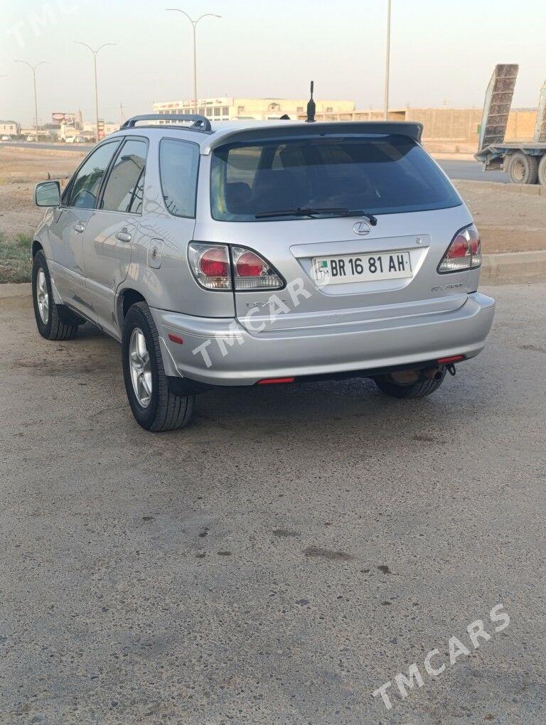 Lexus RX 300 2002 - 160 000 TMT - Теджен - img 3