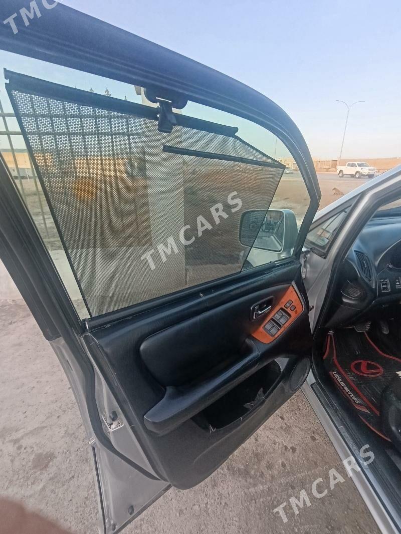 Lexus RX 300 2002 - 160 000 TMT - Теджен - img 9