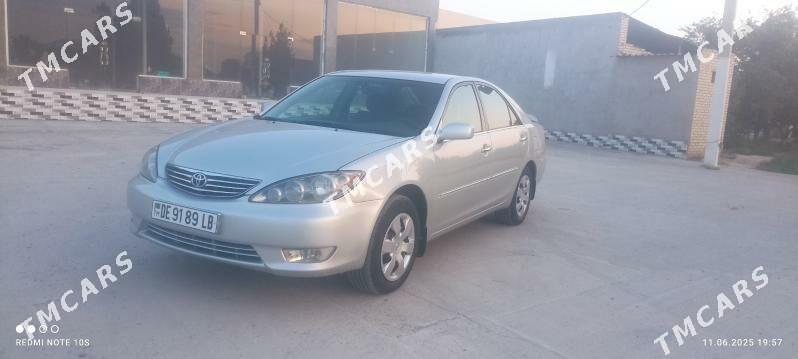 Toyota Camry 2005 - 165 000 TMT - Halaç - img 3