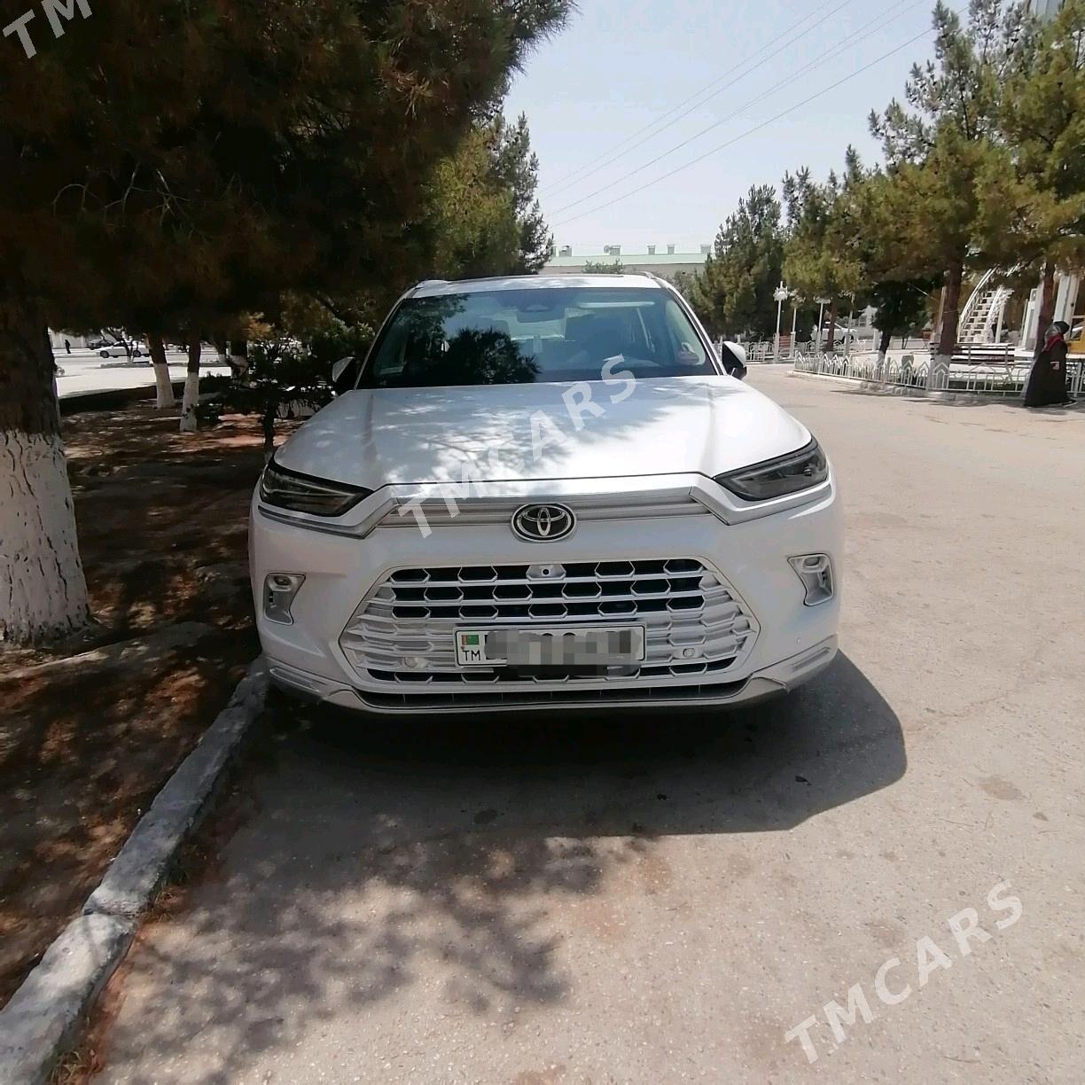 Toyota Grand Highlander 2024 - 920 000 TMT - Балканабат - img 2