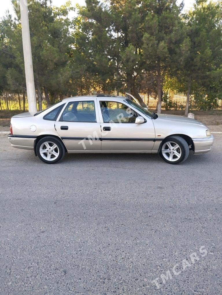 Opel Vectra 1992 - 45 000 TMT - Sakarçäge - img 4