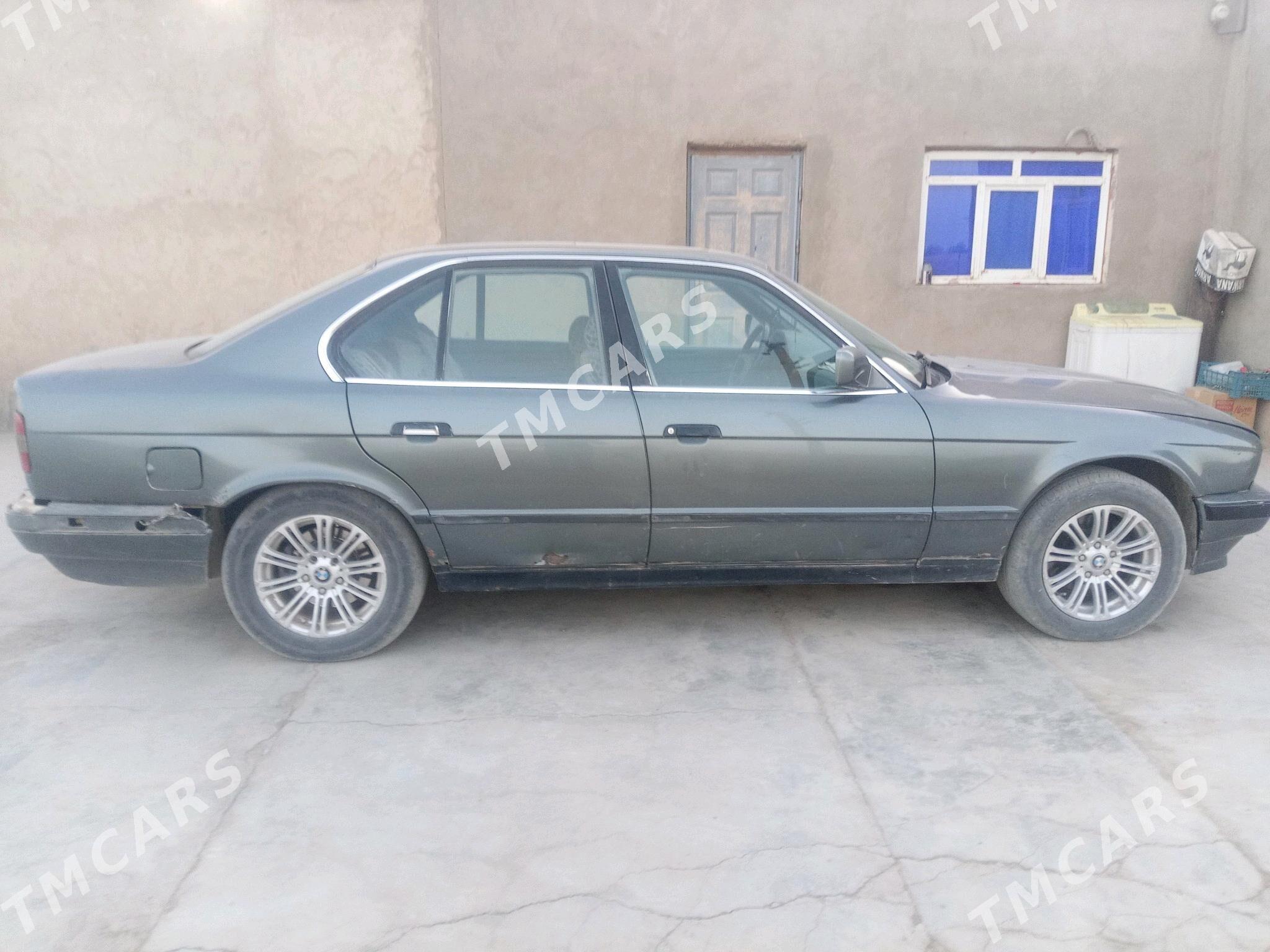BMW 520 1989 - 30 000 TMT - Огуз хан - img 5