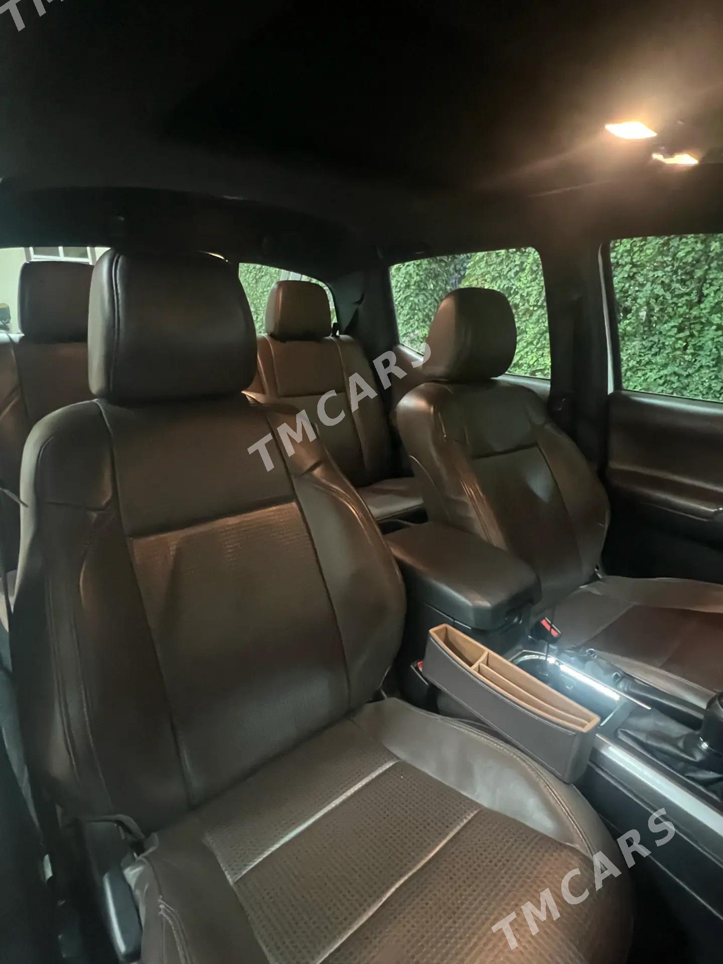 Toyota Tacoma 2017 - 413 000 TMT - Ашхабад - img 6