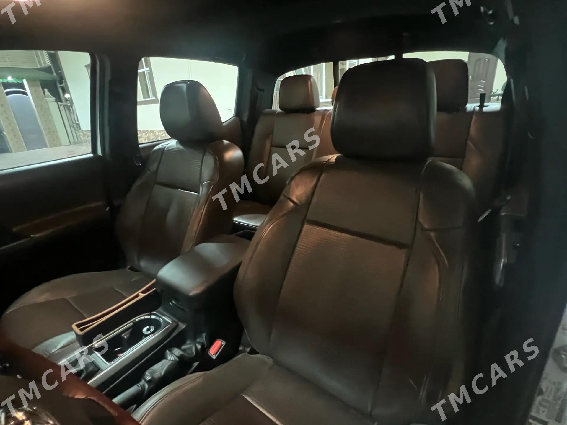 Toyota Tacoma 2017 - 413 000 TMT - Ашхабад - img 5