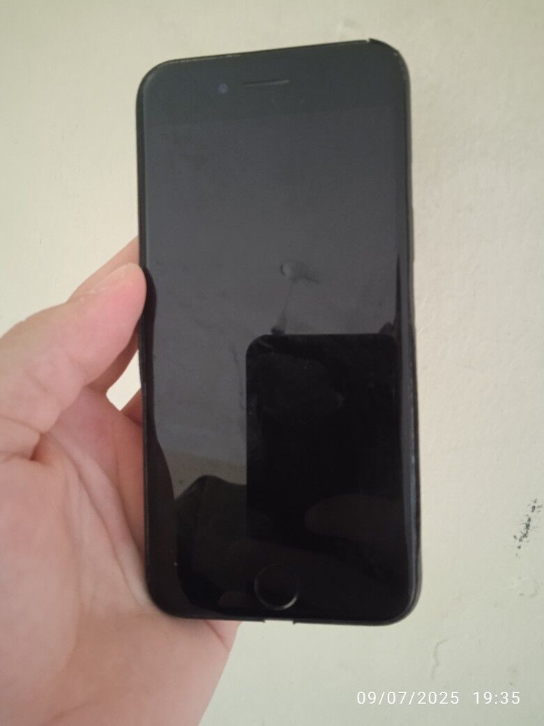 İki sany iPhone 7 - Büzmeýin - img 3