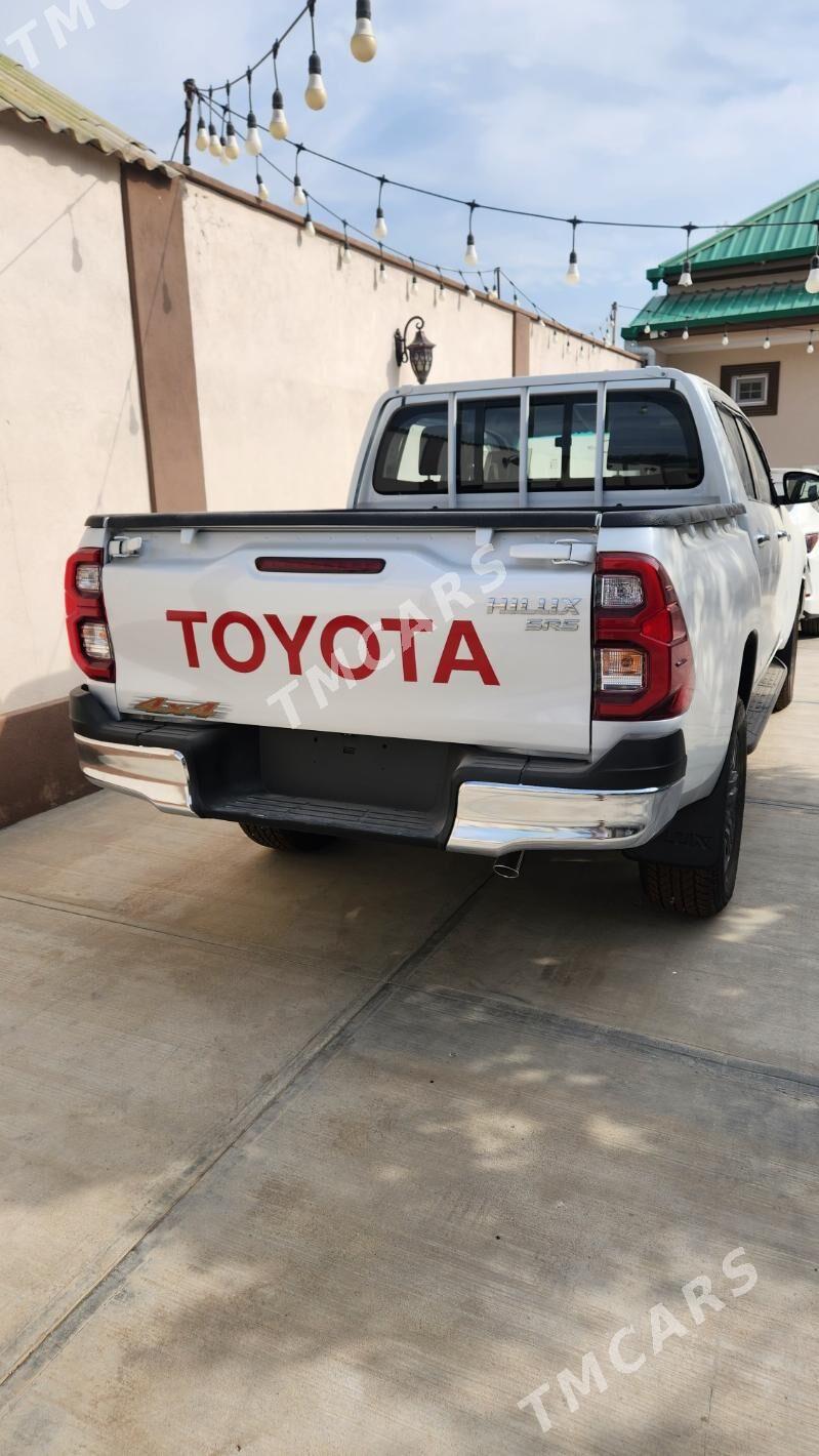 Toyota Hilux 2025 - 691 500 TMT - Кëши - img 3