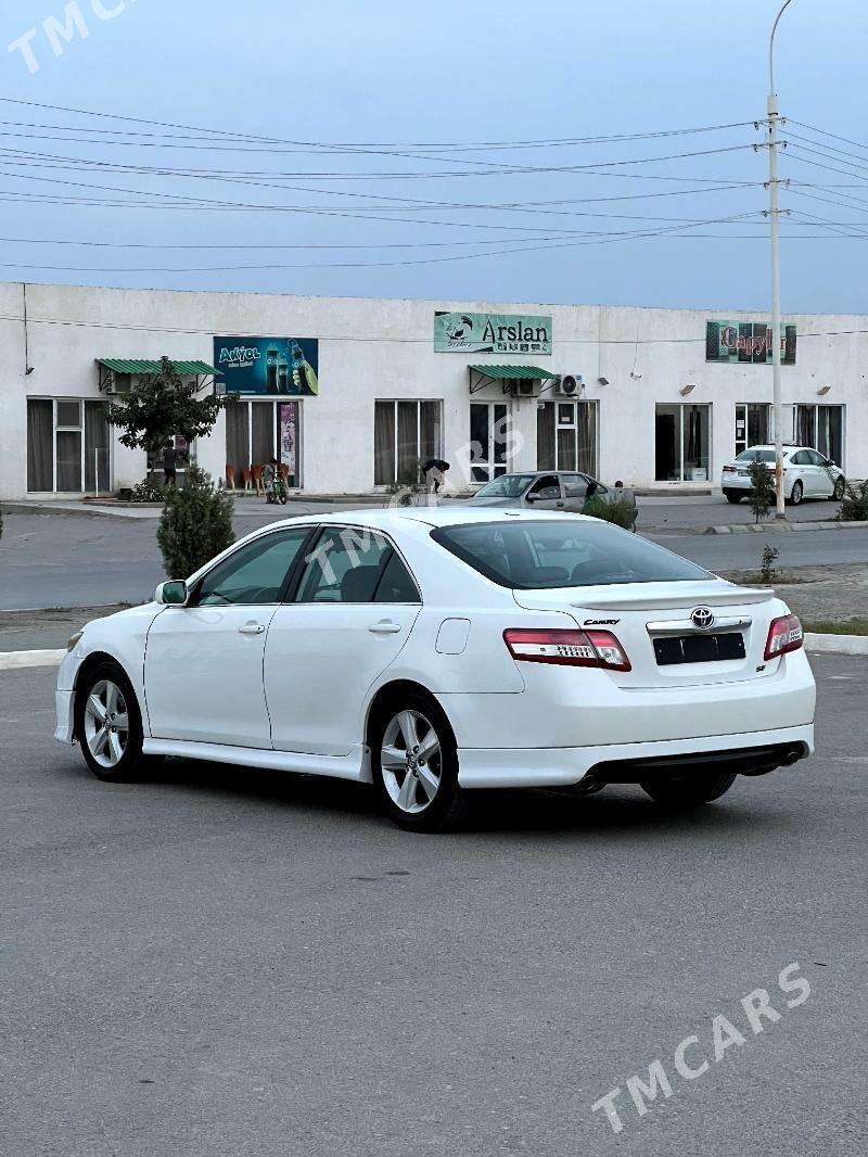 Toyota Camry 2010 - 172 000 TMT - Bäherden - img 3
