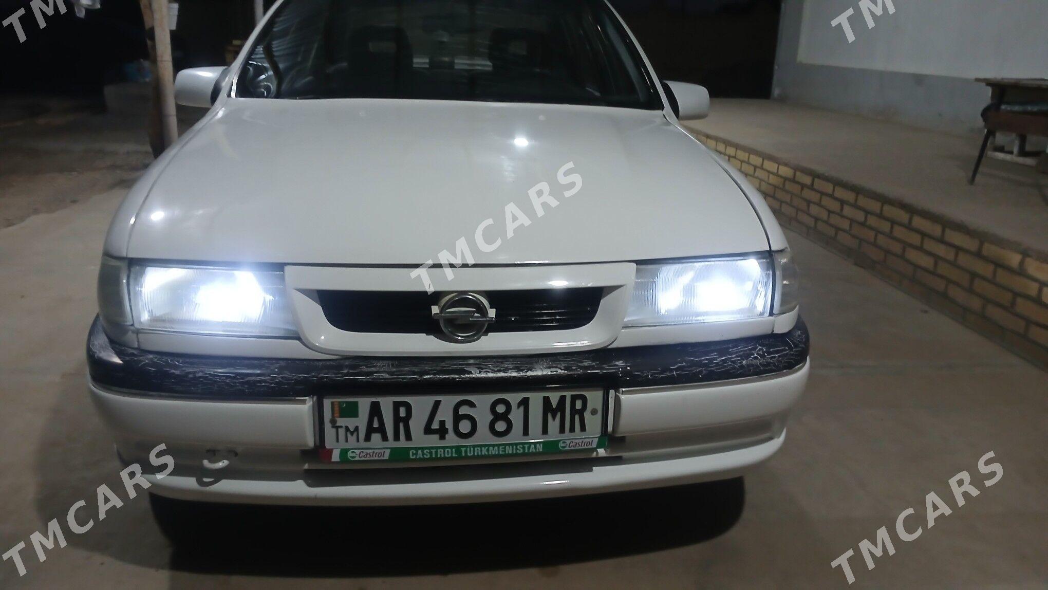 Opel Vectra 1990 - 35 000 TMT - Mary - img 2