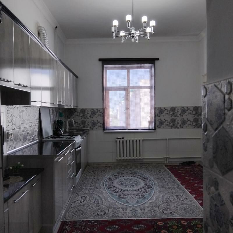 Элитка Новруз 2 4эт 4ком 204м² - Дашогуз - img 10