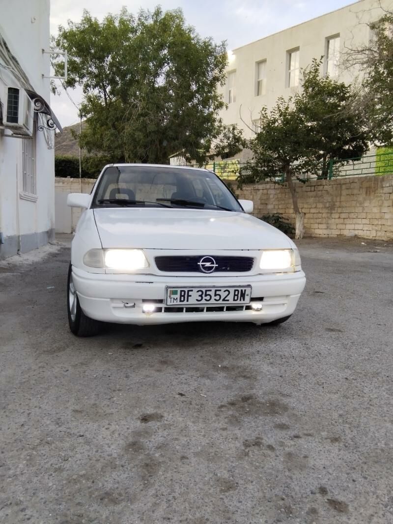Opel Astra 1992 - 42 000 TMT - Туркменбаши - img 7