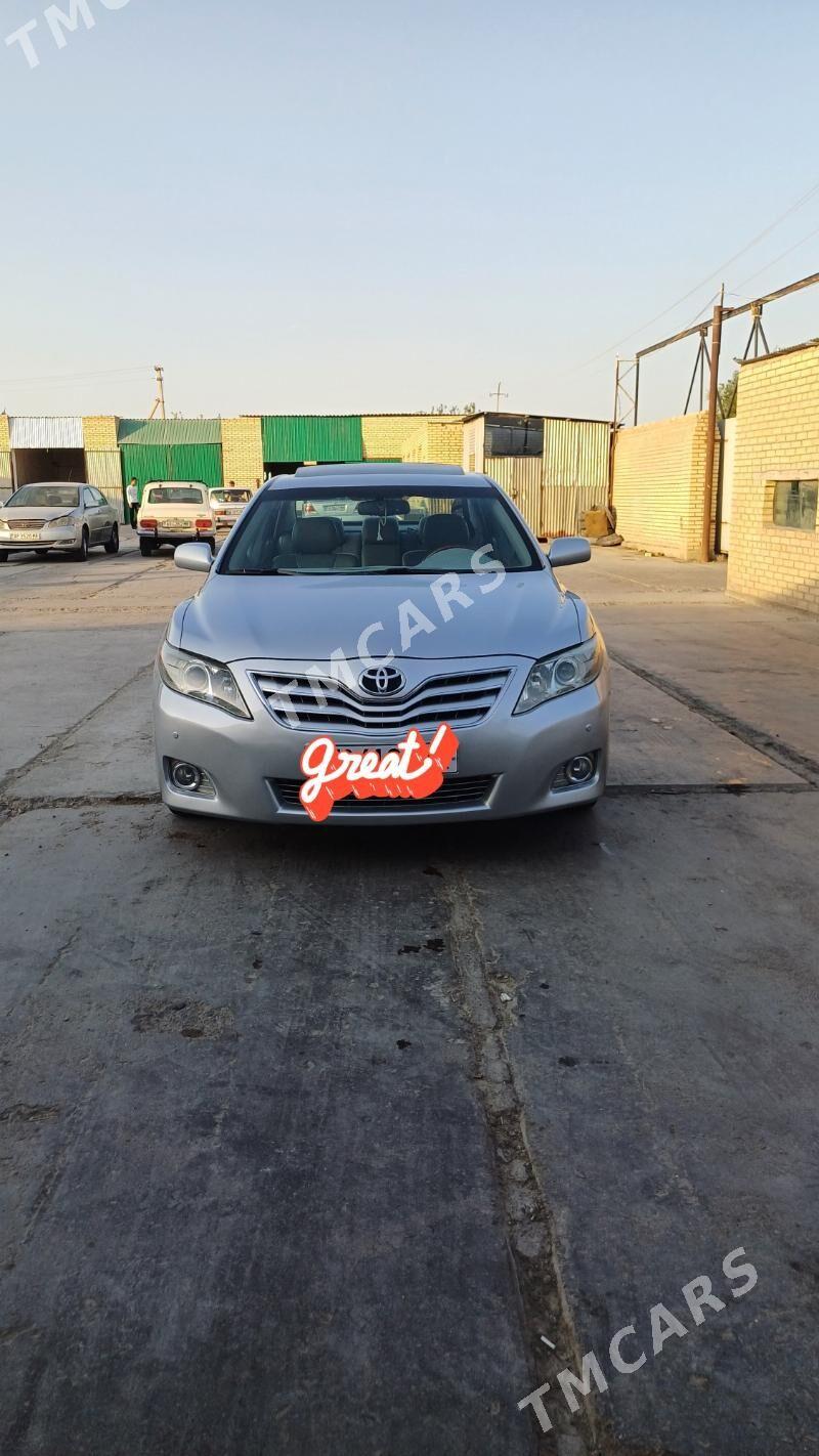 Toyota Camry 2010 - 270 000 TMT - Мары - img 2