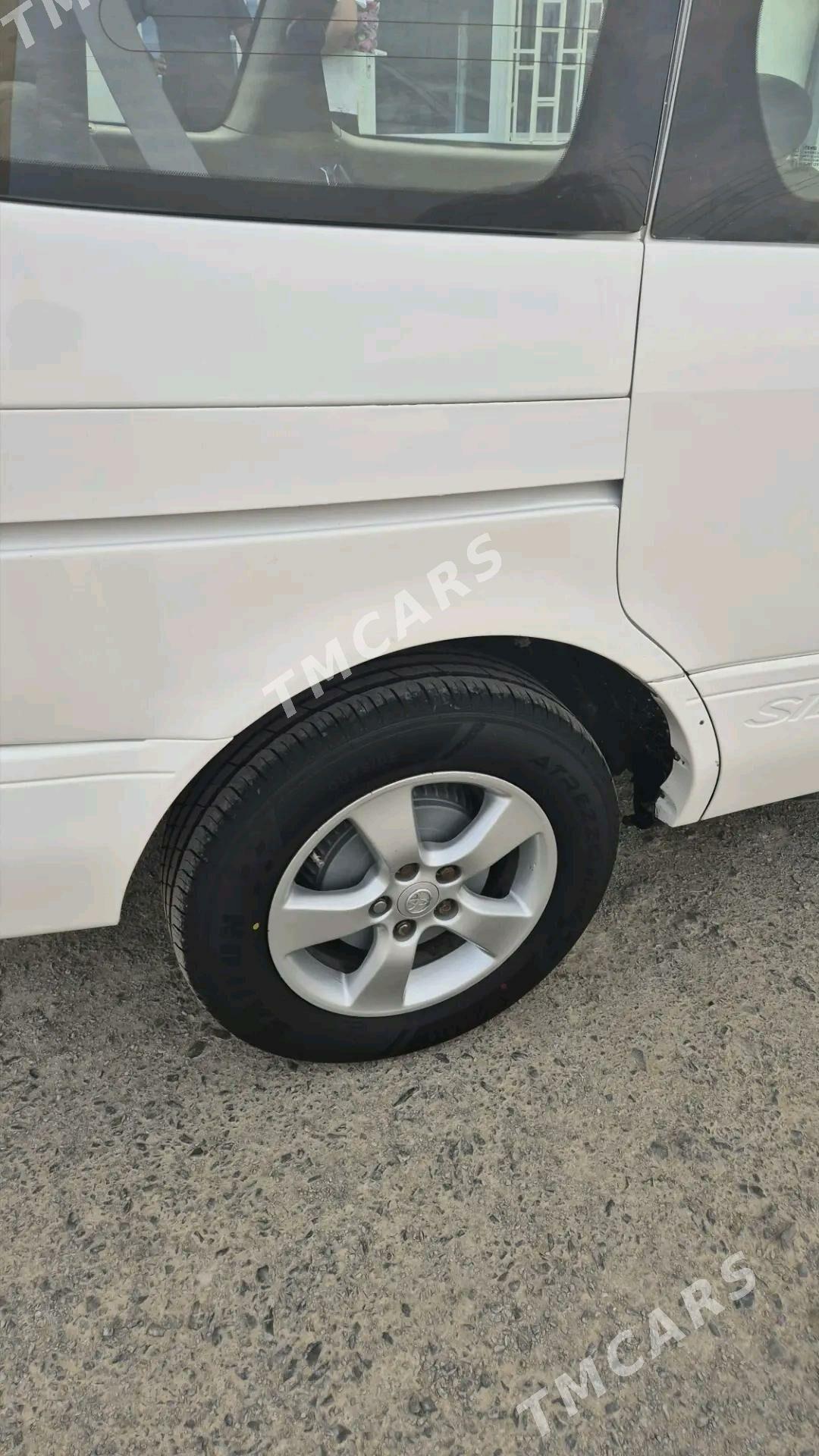 Toyota Sienna 2002 - 160 000 TMT - Бахарден - img 5