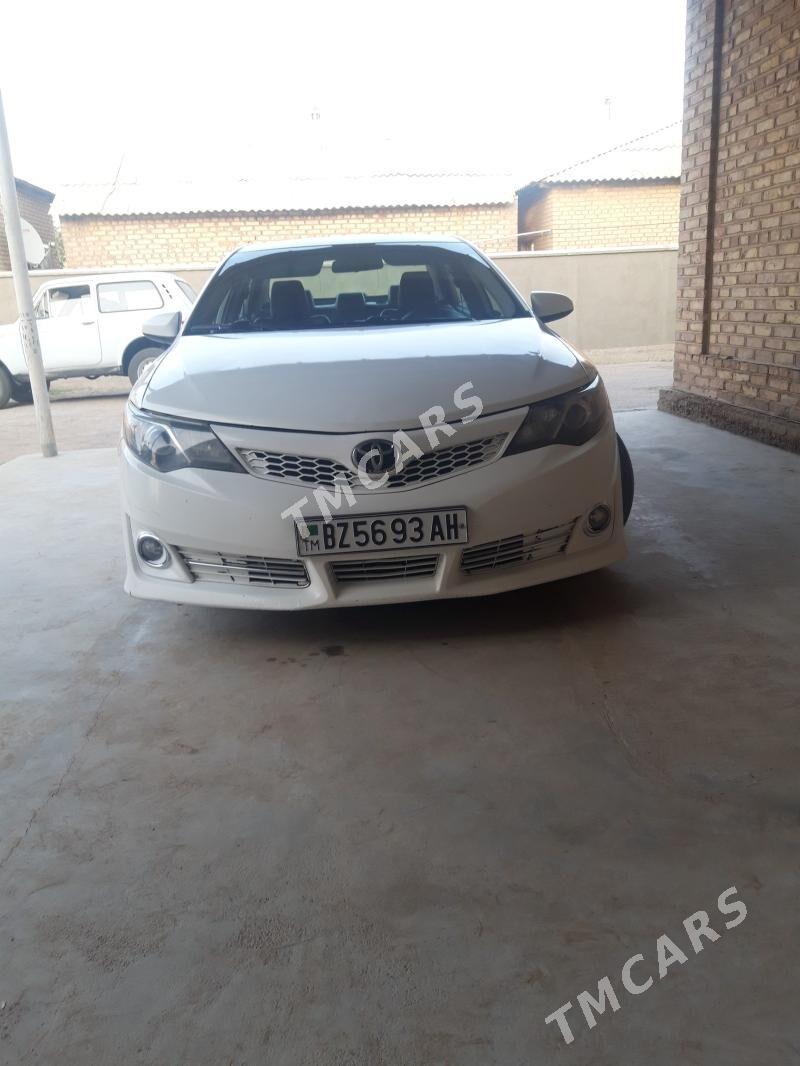 Toyota Camry 2012 - 190 000 TMT - Бабадайхан - img 2